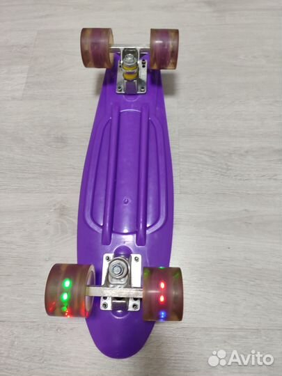 Пенни борд со светящимися колесами (скейт)