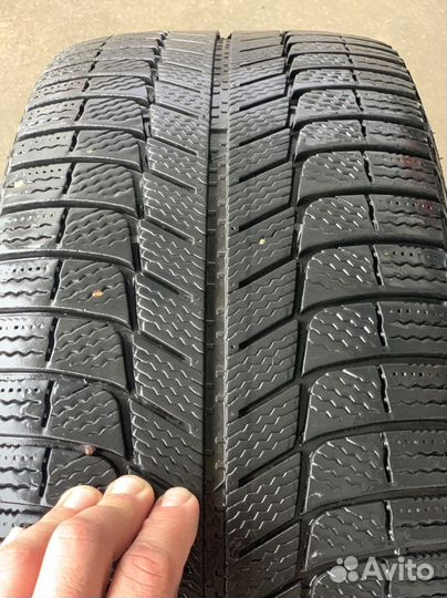 Michelin X-Ice 245/40 R18