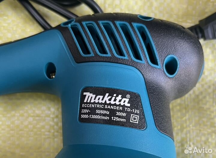 Эксцентриковая шлифмашинка Makita 300W