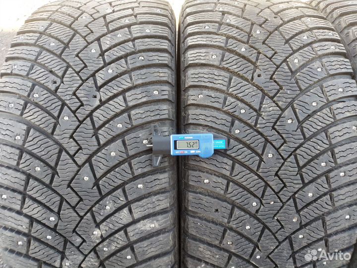 Pirelli Ice Zero 2 285/40 R21