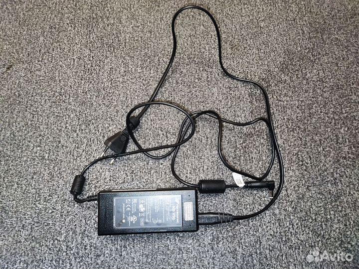 Блок питания NB V90 (19v.4.7a.90w)