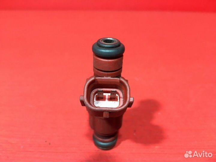 Форсунка Nissan Almera N16 2003