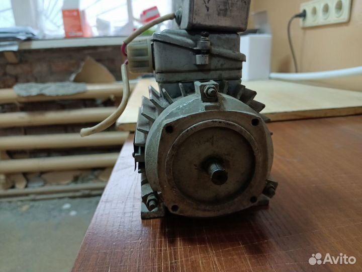 Электродвигатель Асинхронный 4аа56.А4уз