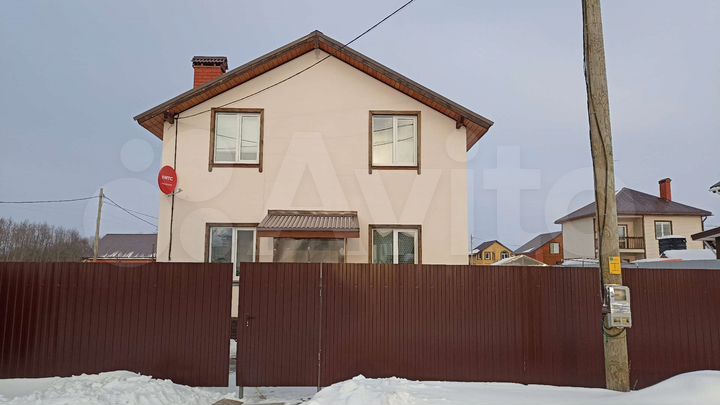 Дом 108 м² на участке 7 сот.