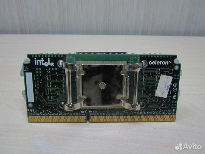 Intel Celeron 266MHz SL2SY covington №19