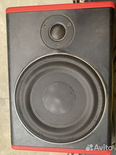 Активный сабвуфер