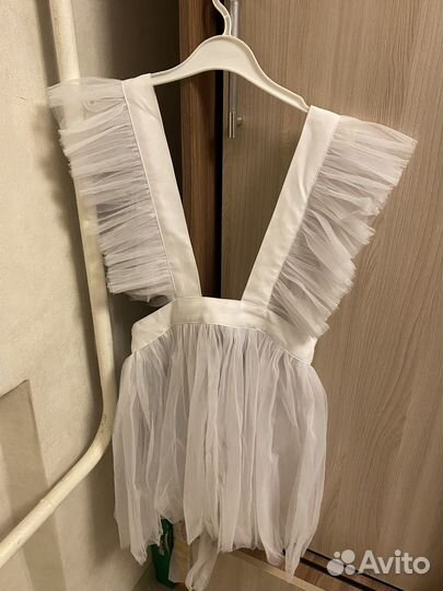 Белый школьный фартук