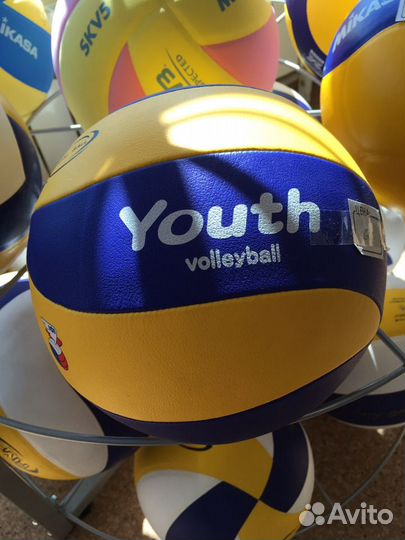 Волейбольные мячи