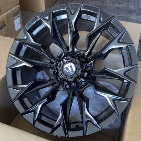 Литые диски Sakura Wheels 181 9×R18 6×139.7