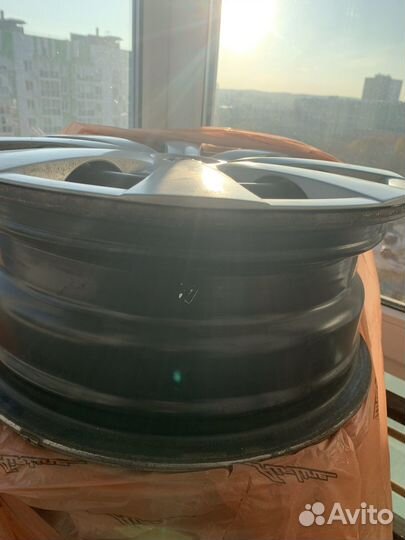 Диски r 15 тойота королла 4 шт