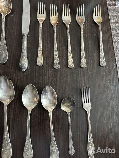Набор столовых приборов мельхиор
