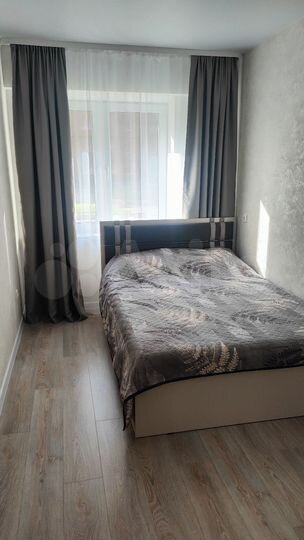2-к. квартира, 40 м², 1/10 эт.