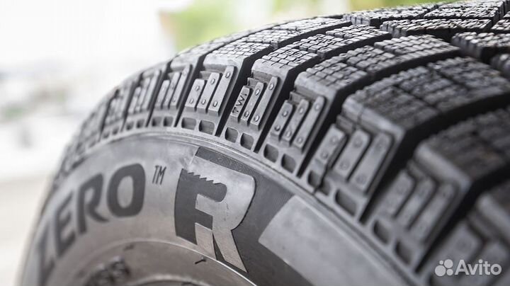 Pirelli Ice Zero FR 265/65 R17 116H