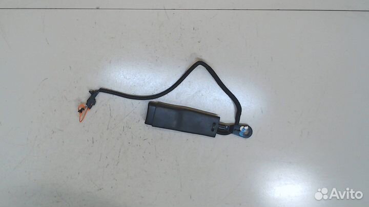 Замок ремня безопасности Cadillac SRX, 2011