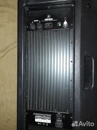 Активная аккустика mackie HD 1221 б/у