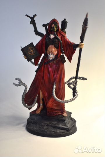 Стендовая модель техно-жрец (warhammer)