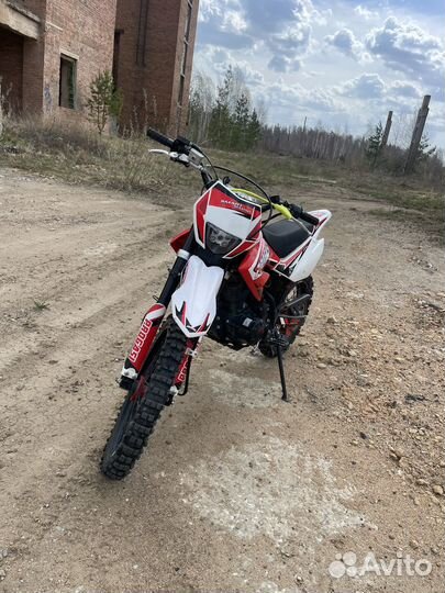 Эндуро мотоцик (питбайк)