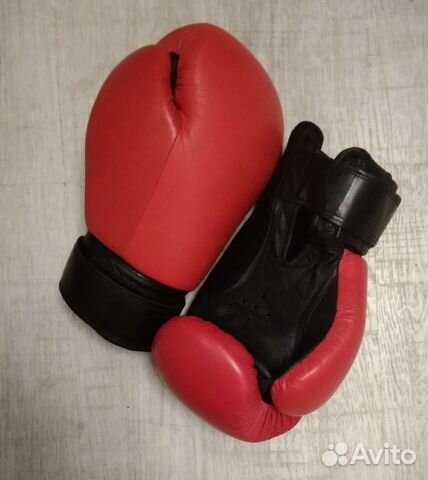Боксерские перчатки пара