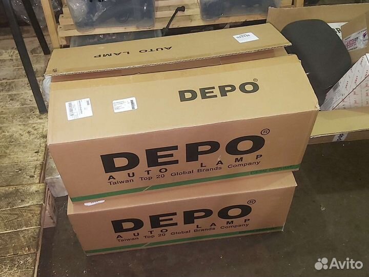 Фара левая Opel Astra h хром