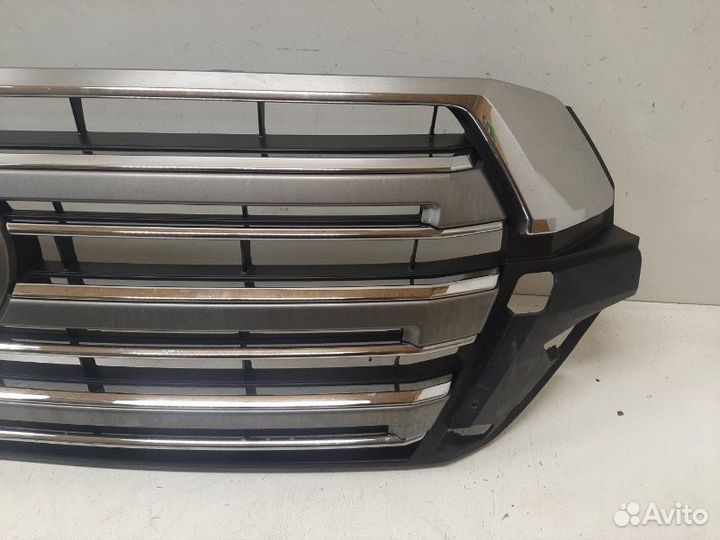 Решетка радиатора Toyota Land Cruiser 200 2016