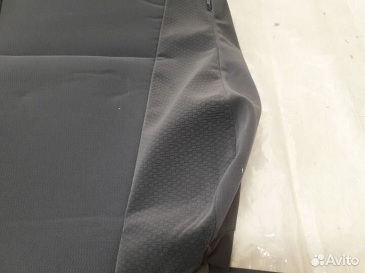 Обивка сидения передняя левая Toyota Land Cruiser