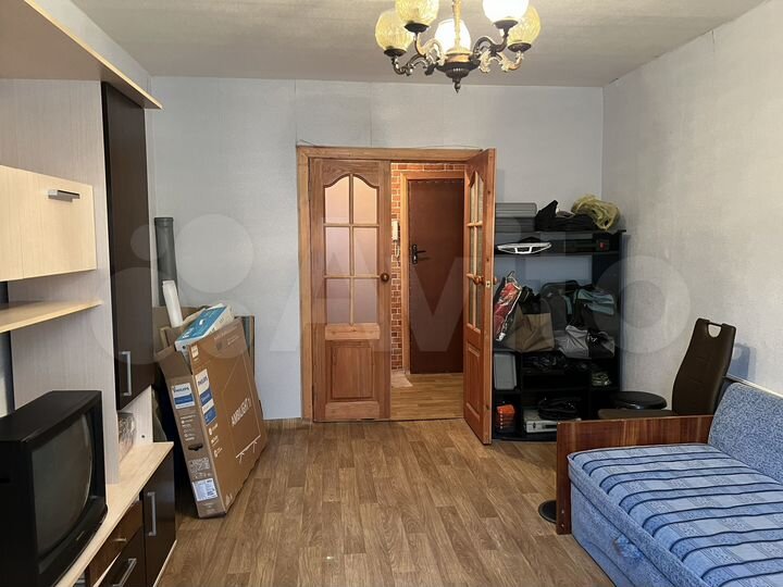 2-к. квартира, 52 м², 1/9 эт.