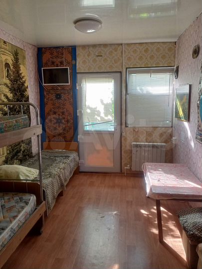 Комната 18 м² в 1-к., 2/2 эт.