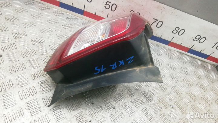 Фонарь Dacia Sandero (2012-2020)