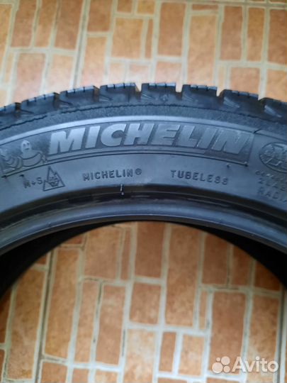 Michelin X-Ice 245/45 R18