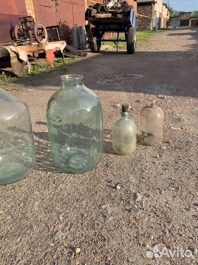 Бутыли стеклянные