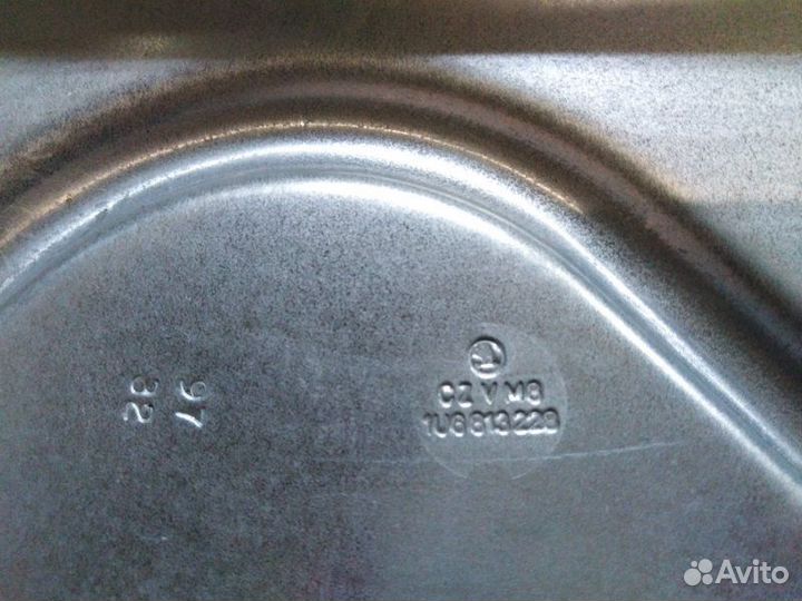 Концевой элемент задний правый Skoda Octavia 1997