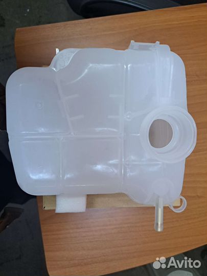 Бачок расширительный Опель Астра J