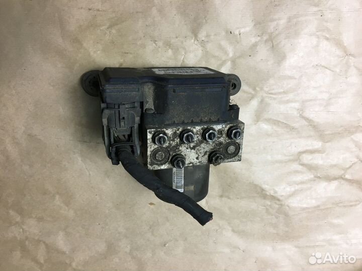 Блок ABS Volkswagen Tiguan 08-17