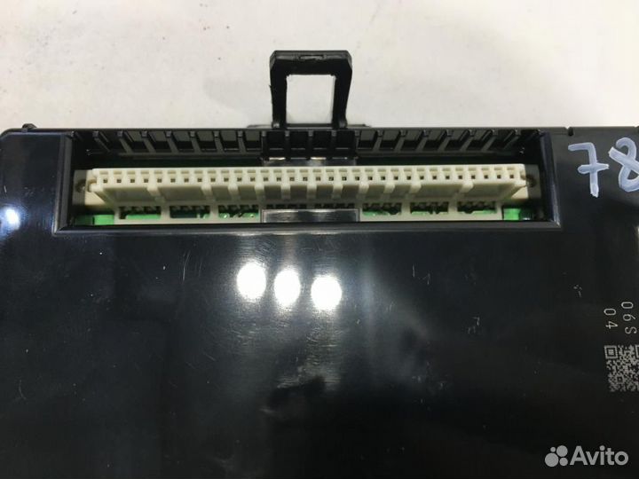 Блок предохранителей Toyota Camry ASV50 50 55