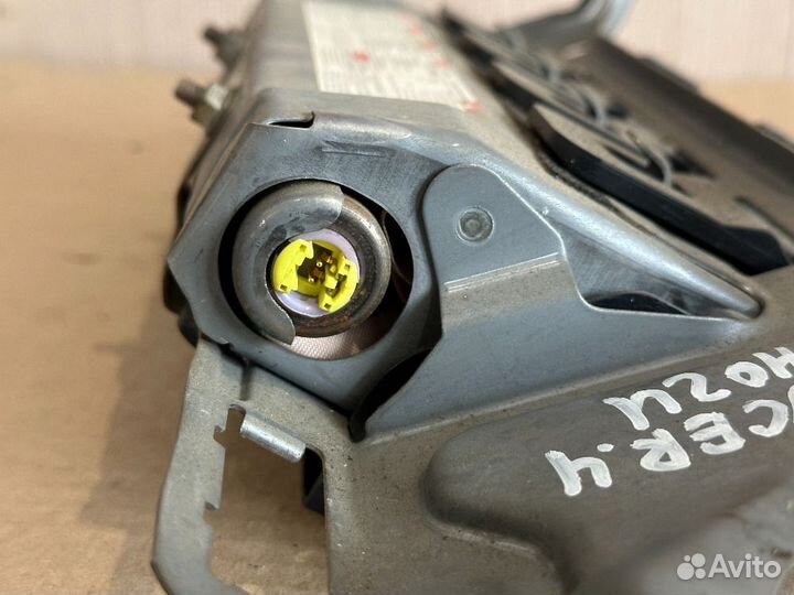 Подушка безопасности коленная Mitsubishi Lancer 10