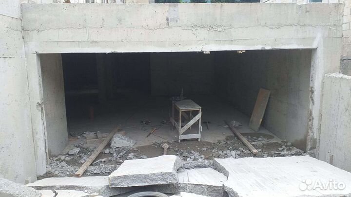 Демонтажные работы и вывоз мусора