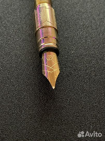 Перьевая ручка Waterman Perspective, F