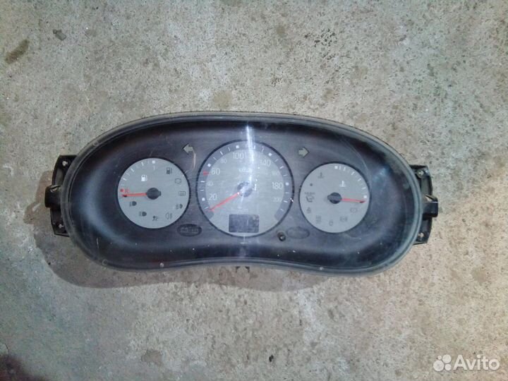 Панель приборов Renault Symbol (Рено Симбол)