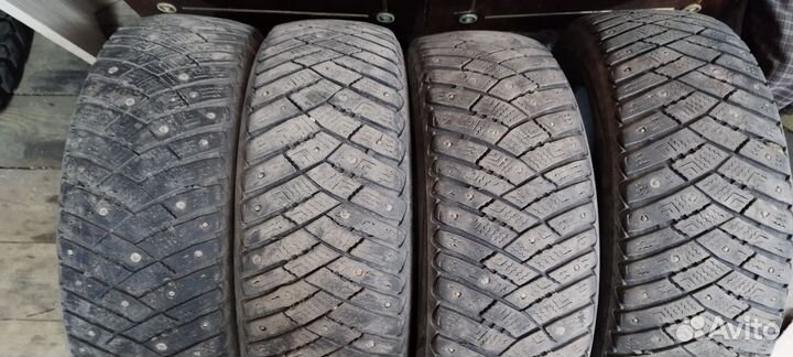 Goodyear UltraGrip 185/60 R15