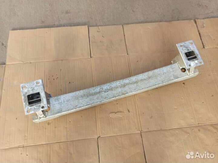 BMW X5 F15 балка заднего бампера