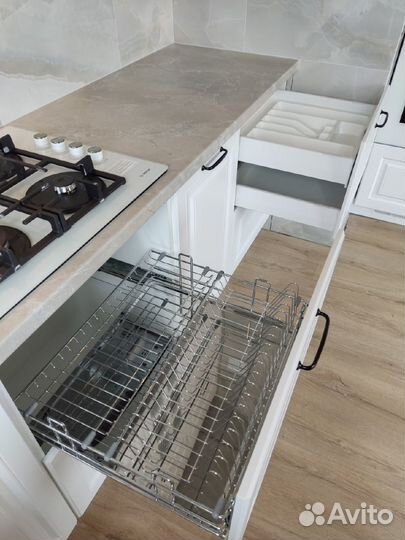 Кухонный гарнитур/кухня по индивидуальным размерам