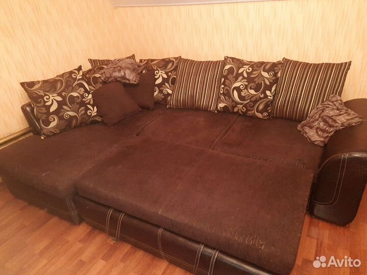 Угловой диван бу