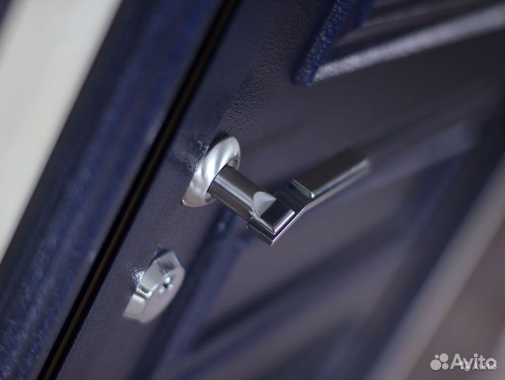 Дверь входная металлическая