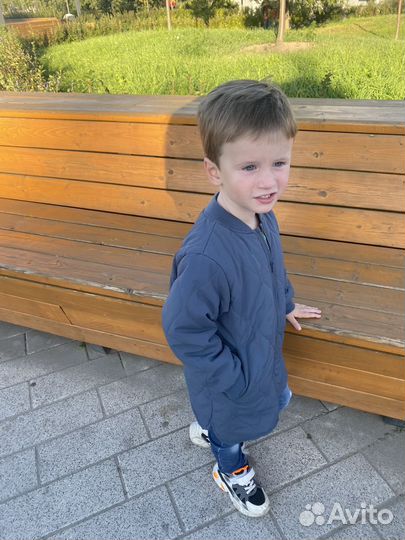 Zara бомбер куртка пальто