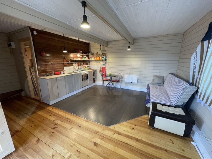 Дача 53 м² на участке 6,4 сот.