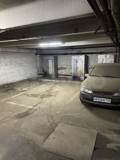 Машиноместо, 17 м²