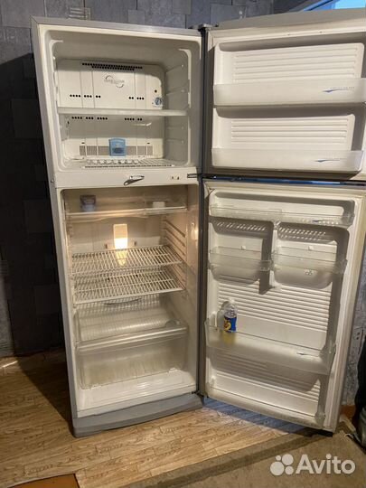 Холодильник бу Sharp