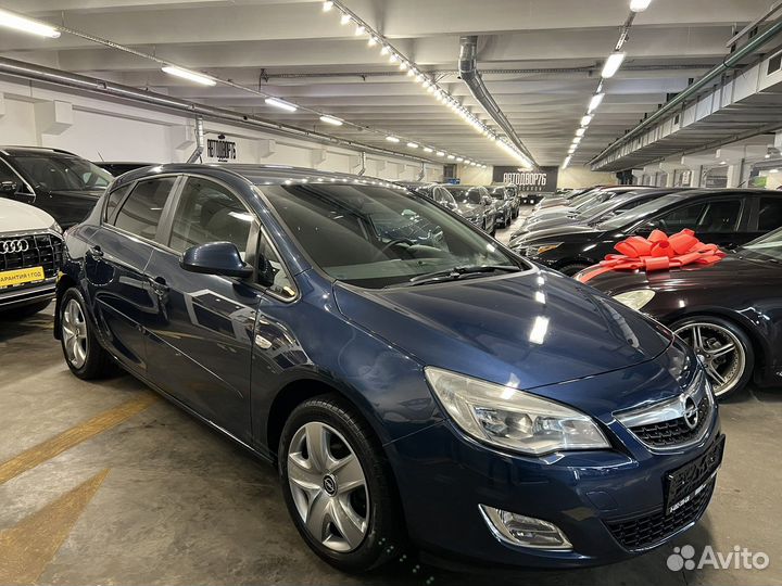 Opel Astra 1.6 МТ, 2011, 155 001 км