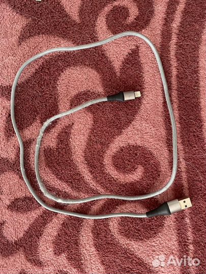 Кабель для iPhone 7