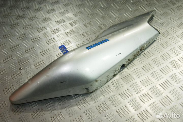Пластик хвоста Yamaha XJR 400R